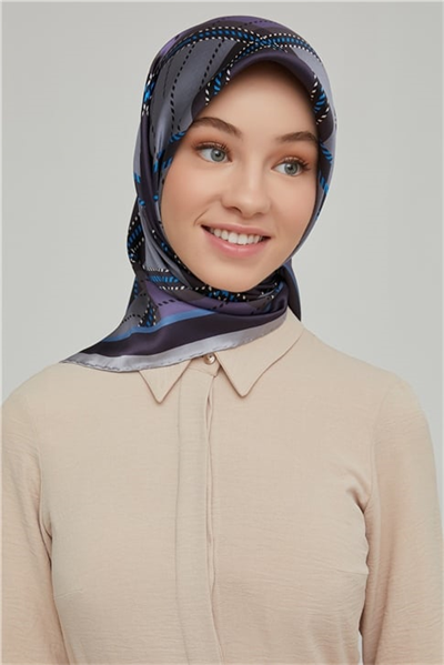 Armine Sura İpek Eşarp 21Ka8640 08