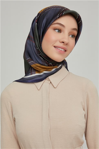 Armine Sura İpek Eşarp 21Ka8640 09