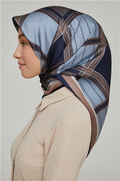 Armine Sura İpek Eşarp 21Ka8640 11