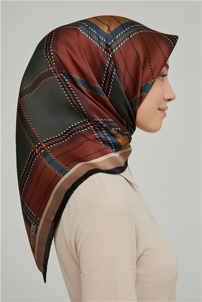 Armine Sura İpek Eşarp 21Ka8640 19