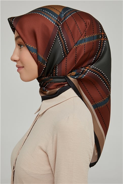 Armine Sura İpek Eşarp 21Ka8640 19