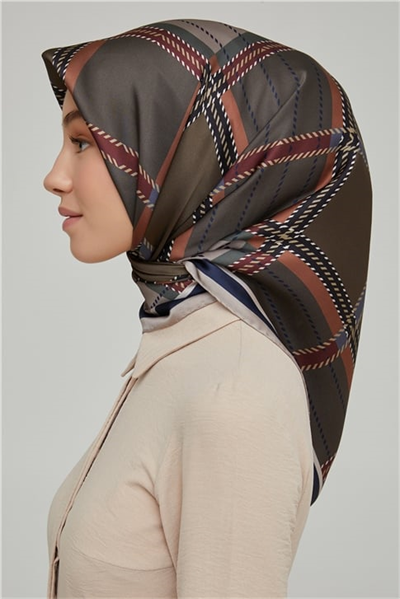 Armine Sura İpek Eşarp 21Ka8640 37