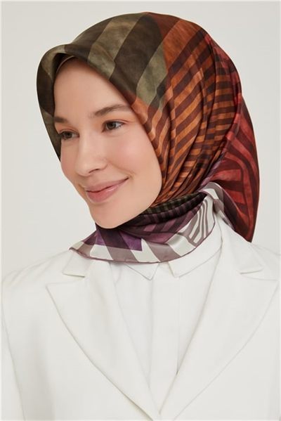 Armine Sura İpek Eşarp 21Ka8642 01
