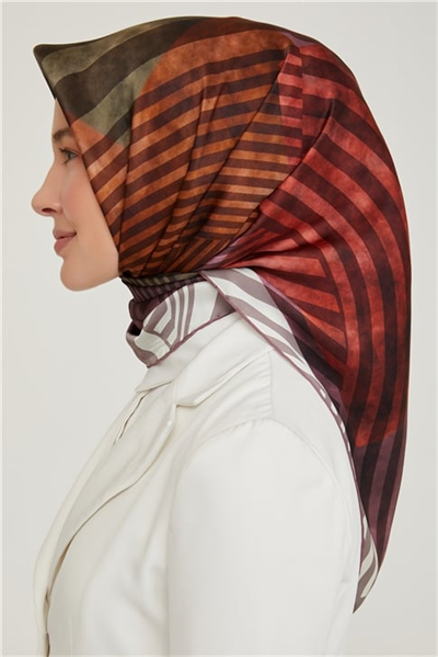 Armine Sura İpek Eşarp 21Ka8642 01