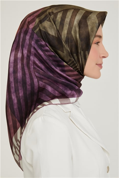 Armine Sura İpek Eşarp 21Ka8642 01