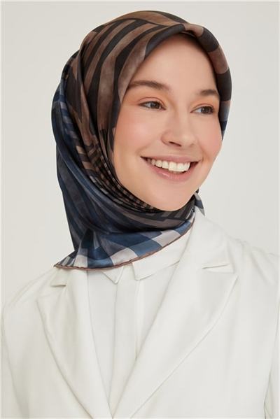 Armine Sura İpek Eşarp 21Ka8642 09
