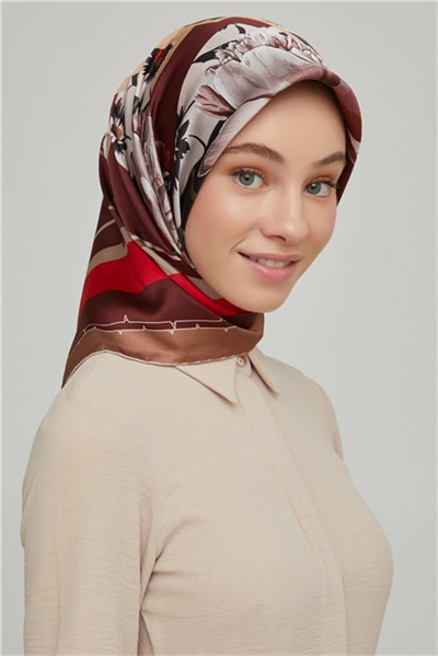 Armine Sura İpek Eşarp 21Ka8644 02