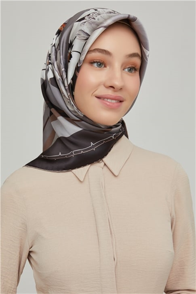 Armine Sura İpek Eşarp 21Ka8644 06
