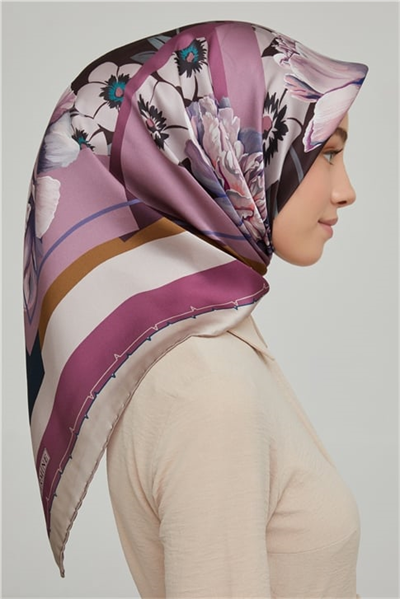 Armine Sura İpek Eşarp 21Ka8644 35