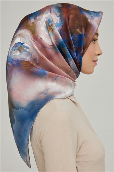 Armine Sura İpek Eşarp 21Ka8645 04