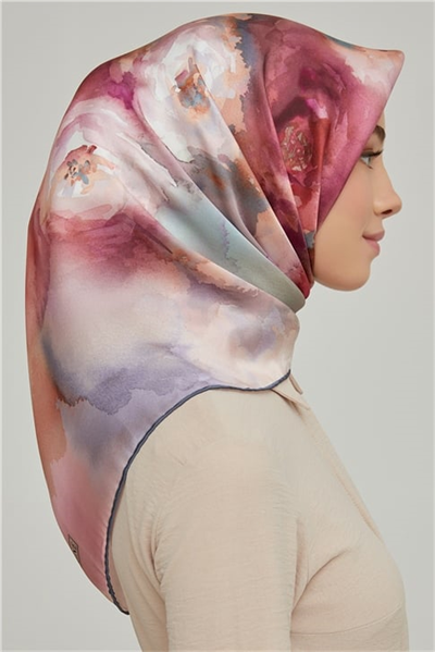 Armine Sura İpek Eşarp 21Ka8645 05