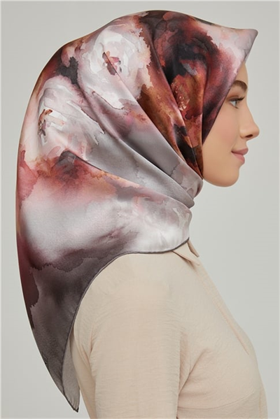 Armine Sura İpek Eşarp 21Ka8645 06