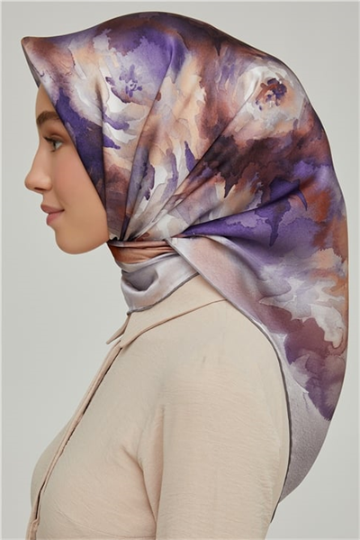 Armine Sura İpek Eşarp 21Ka8645 07
