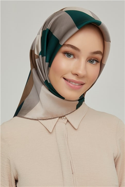 Armine Sura İpek Eşarp 21Ka8646 02