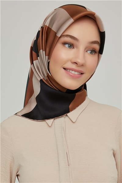 Armine Sura İpek Eşarp 21Ka8646 19