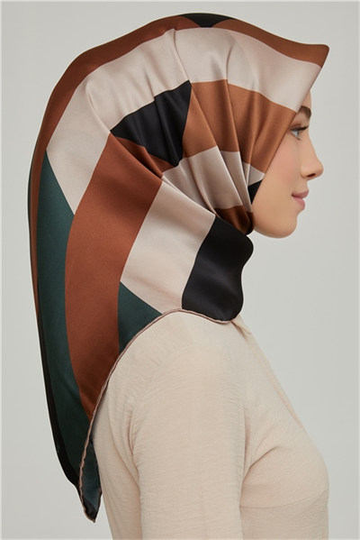Armine Sura İpek Eşarp 21Ka8646 19