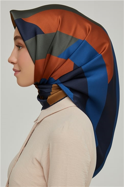 Armine Sura İpek Eşarp 21Ka8646 32