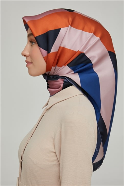 Armine Sura İpek Eşarp 21Ka8646 36