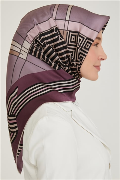 Armine Sura İpek Eşarp 21Ka8647 03