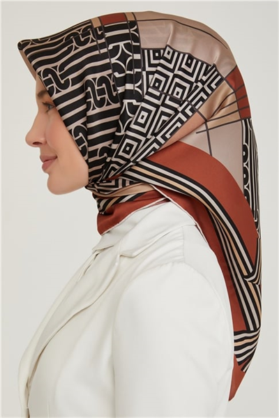 Armine Sura İpek Eşarp 21Ka8647 05