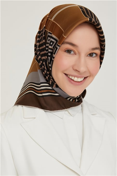 Armine Sura İpek Eşarp 21Ka8647 31