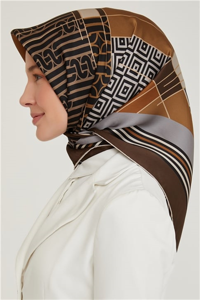 Armine Sura İpek Eşarp 21Ka8647 31