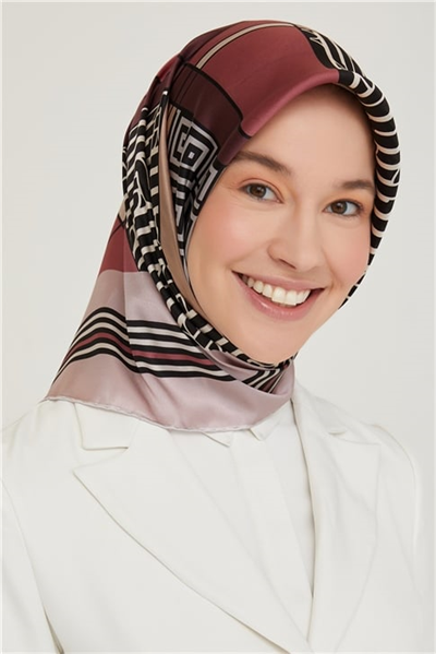 Armine Sura İpek Eşarp 21Ka8647 35