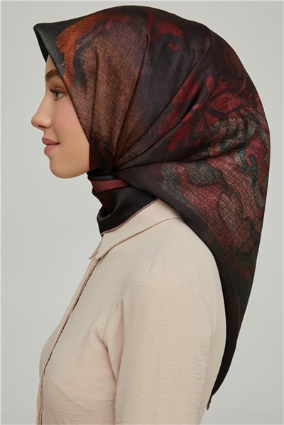 Armine Sura İpek Eşarp 21Ka8648 01