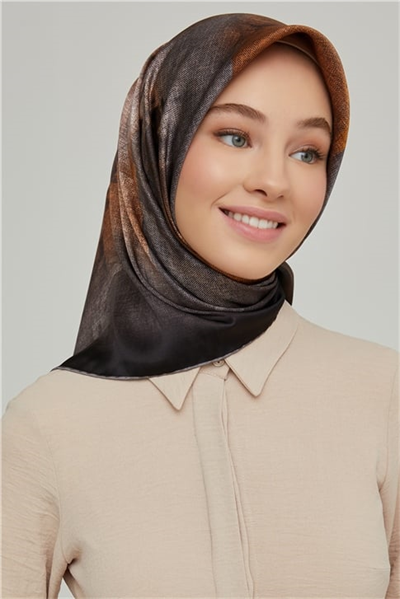 Armine Sura İpek Eşarp 21Ka8648 10