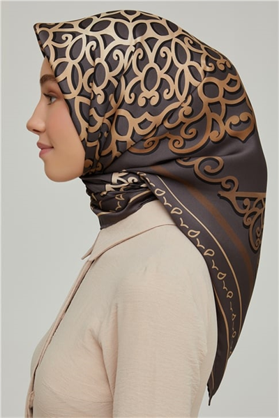 Armine Sura İpek Eşarp 21Ka8650 01