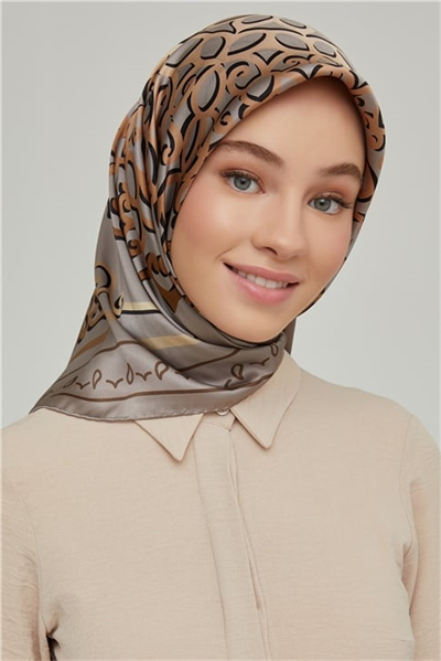 Armine Sura İpek Eşarp 21Ka8650 07
