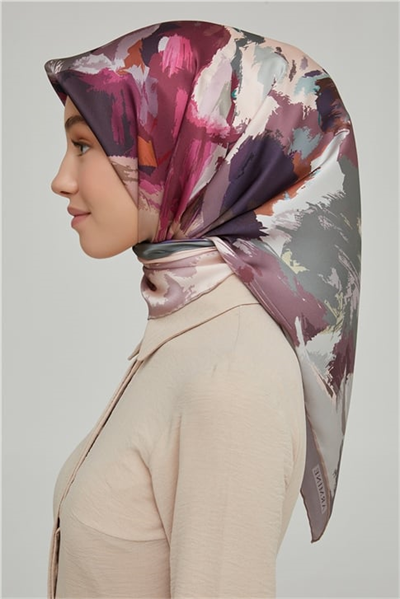 Armine Sura İpek Eşarp 21Ka8651 03