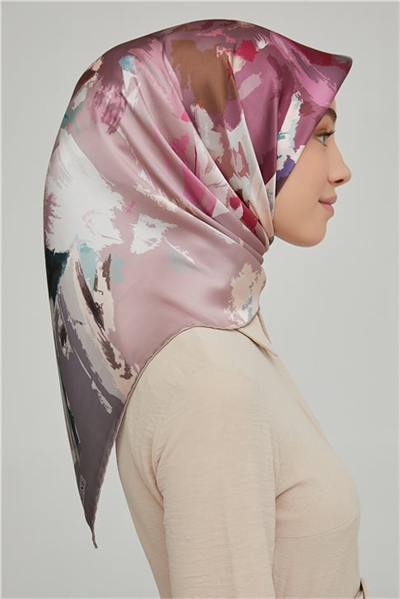 Armine Sura İpek Eşarp 21Ka8651 03
