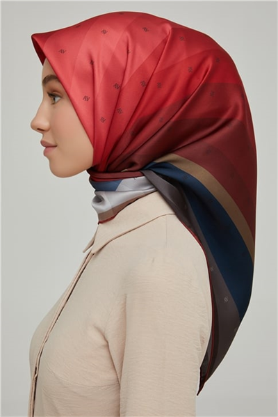 Armine Sura İpek Eşarp 21Ka8652 33