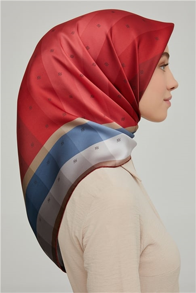Armine Sura İpek Eşarp 21Ka8652 33