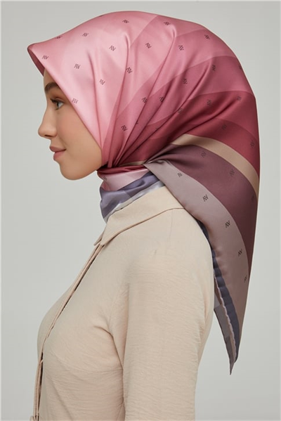 Armine Sura İpek Eşarp 21Ka8652 40