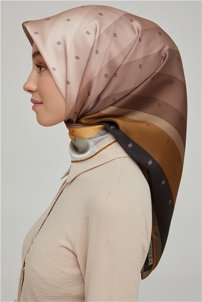 Armine Sura İpek Eşarp 21Ka8652 42