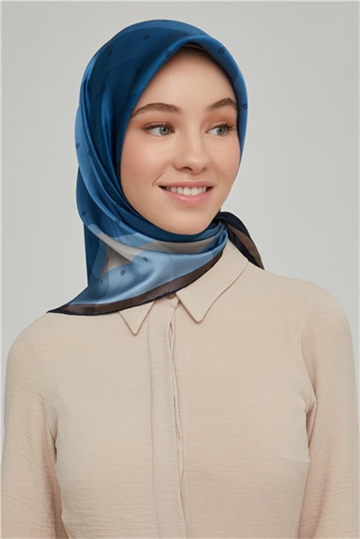 Armine Sura İpek Eşarp 21Ka8652 83