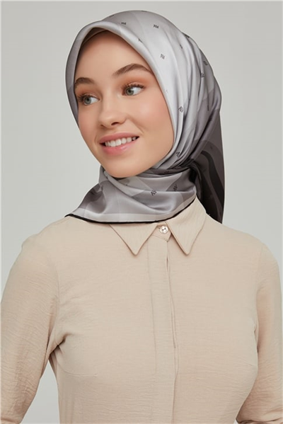 Armine Sura İpek Eşarp 21Ka8652 84