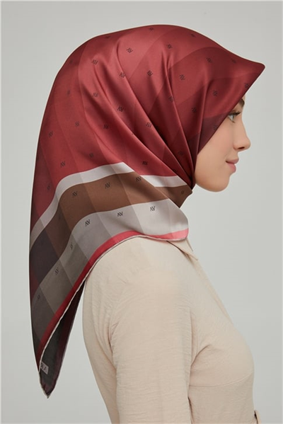 Armine Sura İpek Eşarp 21Ka8652 85