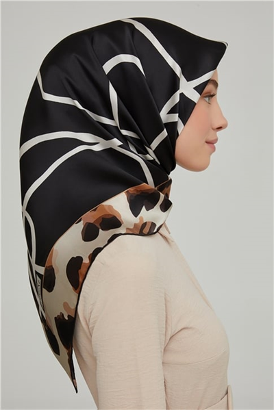 Armine Sura İpek Eşarp 21Ka8653 20