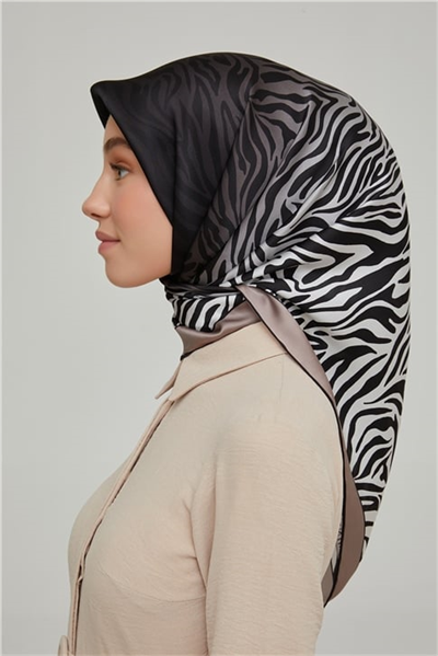 Armine Sura İpek Eşarp 21Ka8654 20