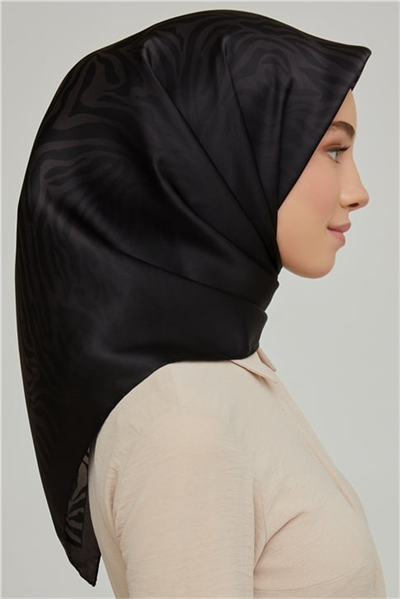 Armine Sura İpek Eşarp 21Ka8654 21