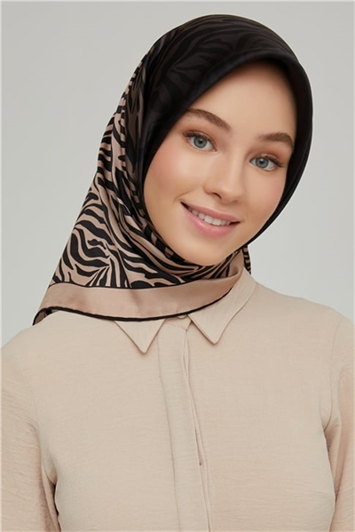 Armine Sura İpek Eşarp 21Ka8654 22