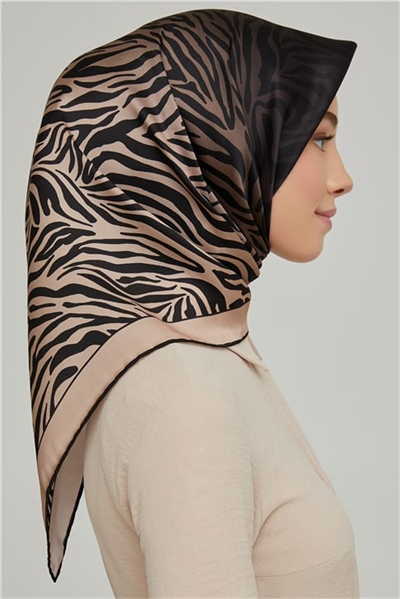 Armine Sura İpek Eşarp 21Ka8654 22