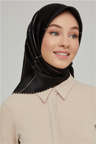 Armine Sura İpek Eşarp 21Ka8655 01
