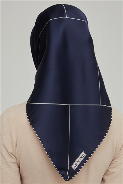 Armine Sura İpek Eşarp 21Ka8655 05