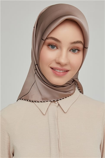 Armine Sura İpek Eşarp 21Ka8655 39
