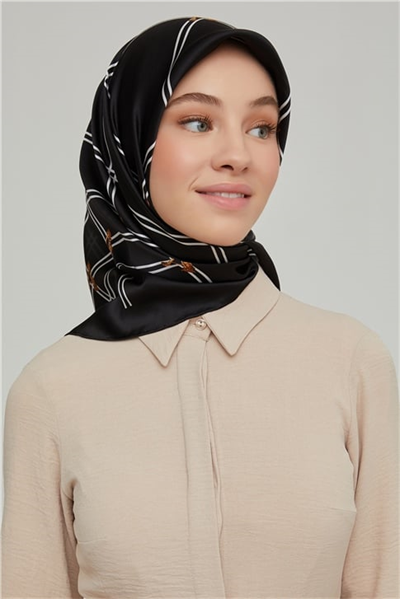 Armine Sura İpek Eşarp 21Ka8656 33