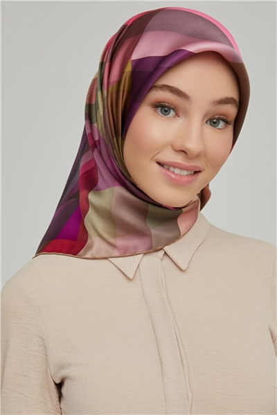 Armine Sura İpek Eşarp 21Ka8659 34